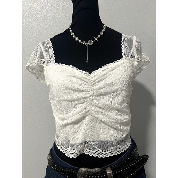 Cider Lace Princess Sleeve Top - Picture 2 of 6